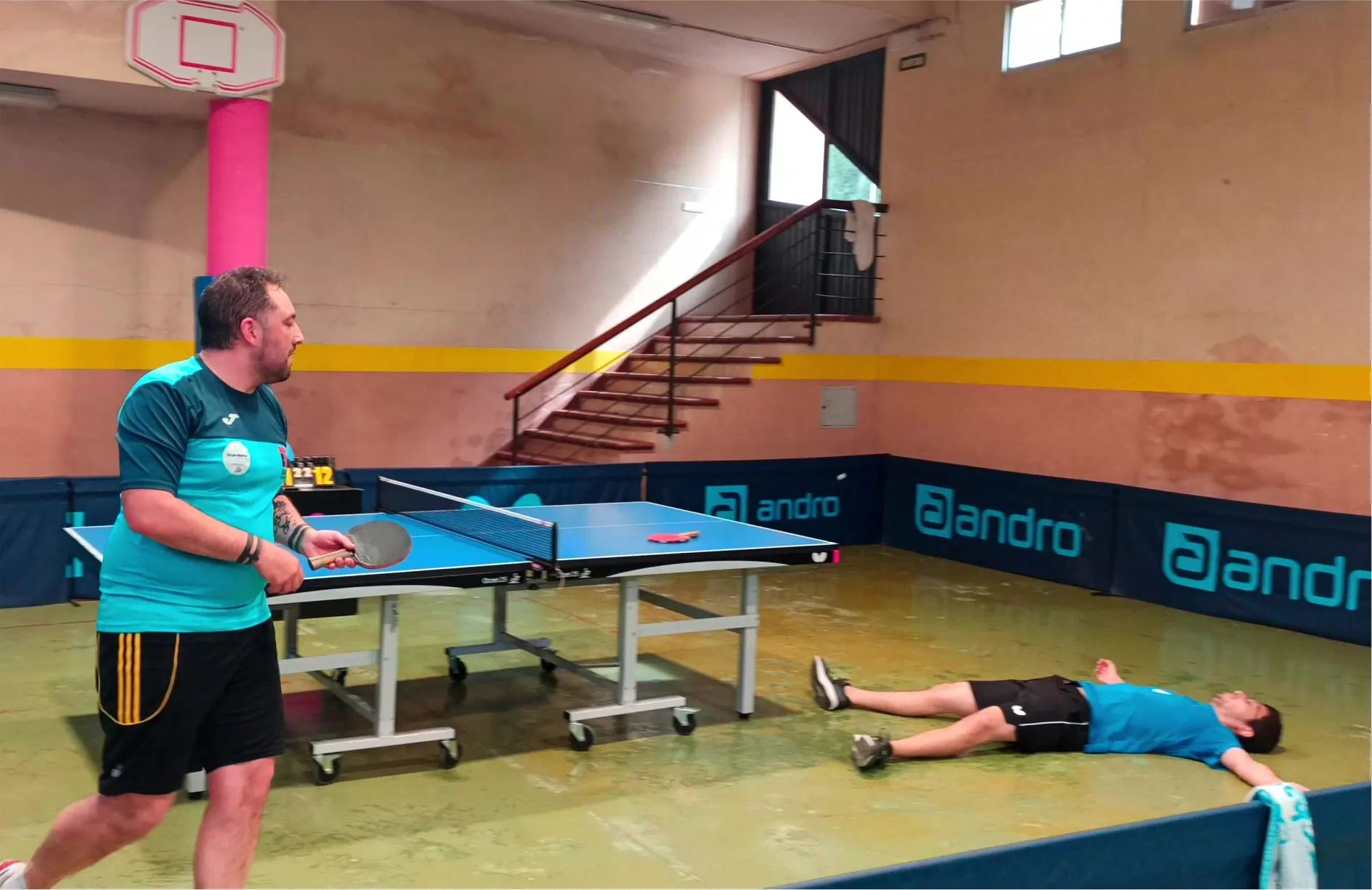 Éxtasis en el último suspiro: El Menugrafic.com Es Viver consigue la permanecia tras batir al Sóller en un duelo épico.